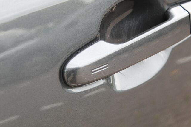 Toyota C-HR 1.8 Hybrid Dynamic | Rijklaar | Trekhaak | Keyless | Stoelverw. | Camera | Navi | All-season | Dealer onderhouden