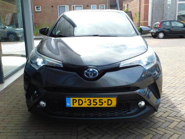 Toyota C-HR 1.8 Hybrid Executive | Trekhaak