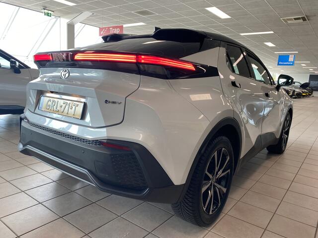 Toyota C-HR 1.8 Hybrid 140 First Edition | 360 graden camera |
