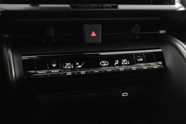 Toyota C-HR 1.8 Hybrid 140 Dynamic | Apple Carplay/Android Auto | Parkeersensoren | Navigatie |