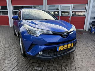 toyota-c-hr-1.8-hybrid-dynamic--na