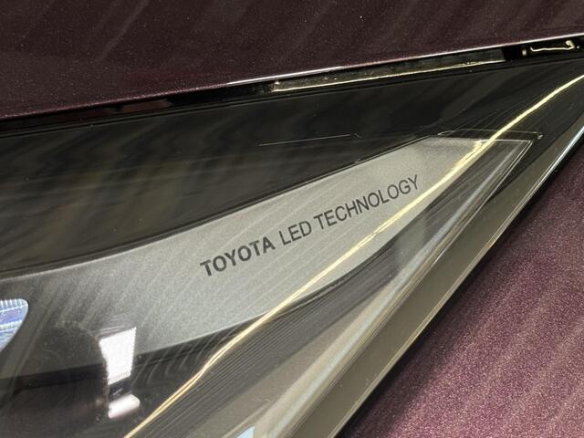 Toyota C-HR 1.8 Hybrid 140 Dynamic | Dodehoeksensor | LED | Camera | Licht/regen sensor |