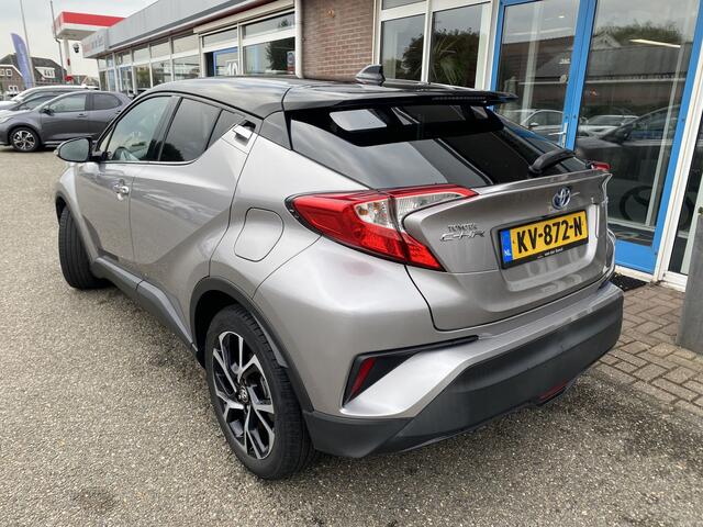 Toyota C-HR 1.8 Hybrid Bi-Tone