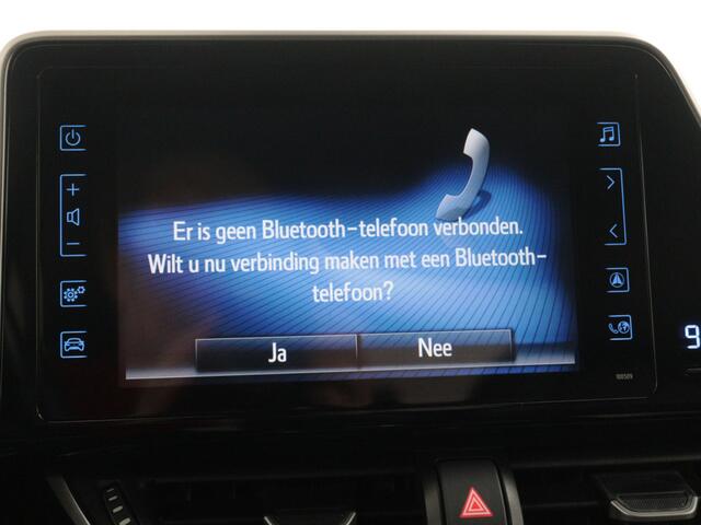 Toyota C-HR 1.2 Executive | Treeplanken | Navigatie | Stoelverwarming | Parkeersensoren |