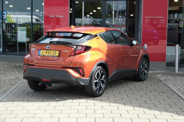 Toyota C-HR 1.8 Hybrid 122PK Dynamic Automaat | Apple Carplay / Android Auto