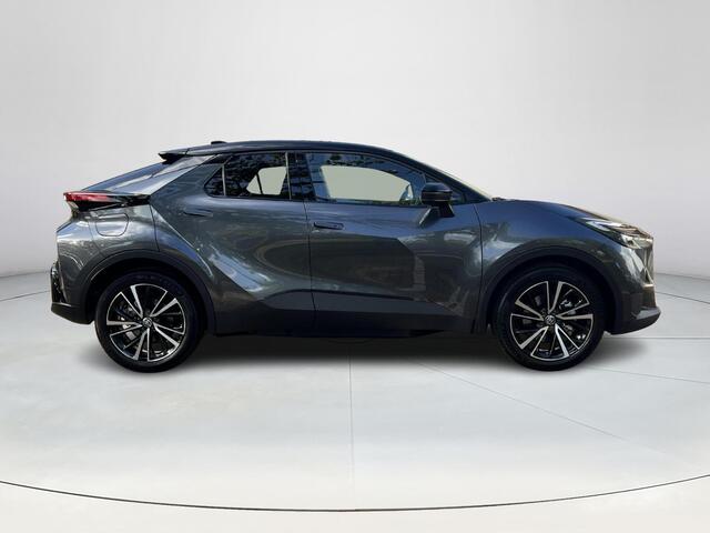 Toyota C-HR 2.0 Plug-in Hybrid 220 Executive