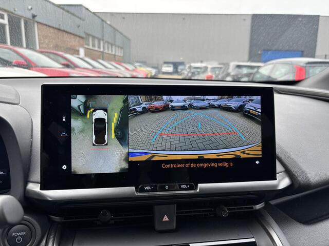 Toyota C-HR 1.8 Hybrid 140 First Edition | Zwart dak | Elek. achterklep | Blindspot | 360 Camera | Adaptive Cruise | 1e eigenaar | Toyota garantie tot 2034!