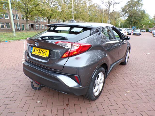 Toyota C-HR 1.8 Hybrid Dynamic AUTOMAAT