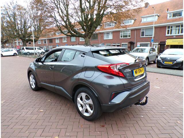 Toyota C-HR 1.8 Hybrid Dynamic AUTOMAAT