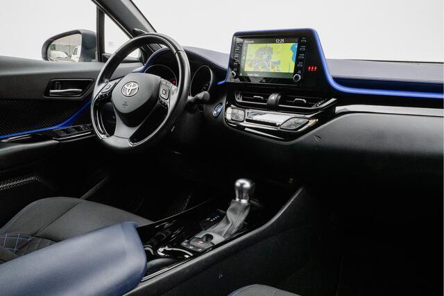 Toyota C-HR 2.0 180pk Hybrid Bi-Tone Trekhaak/ Stoelverwarming/ Full LED/ Carplay/ JBL audio/ Camera