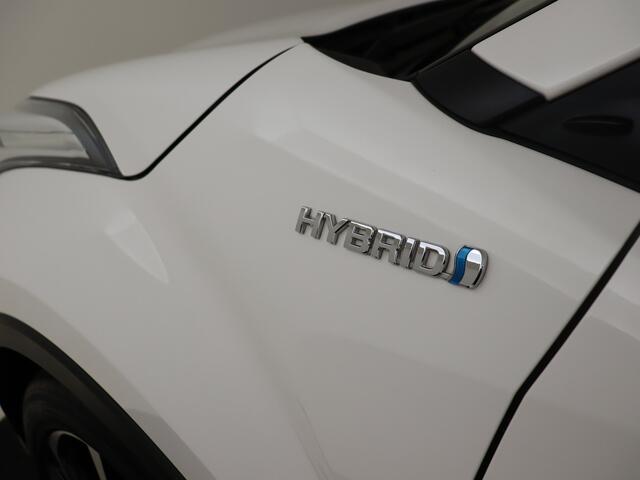 Toyota C-HR 1.8 Hybrid TeamNL | Achteruitrijcamera | Privacy glass | LM velgen | Full map navigatie |