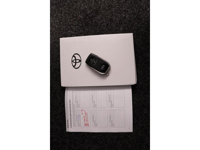 Toyota C-HR 1.8 Hybrid 140 Dynamic | Apple Carplay/Android Auto |