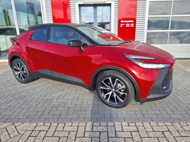 Toyota C-HR 1.8 Hybrid 140 Dynamic Bi-Tone met winterpack
