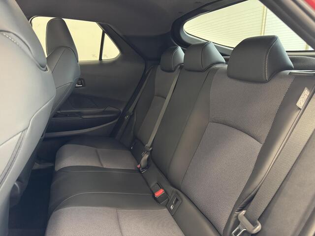 Toyota C-HR 1.8 Hybrid 140 Executive | JBL-audio | PDC rondom | Bi-tone |