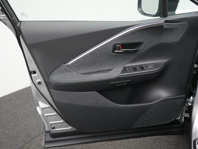 Toyota C-HR 2.0 Plug-in Hybrid 220 Executive | Nu Beschikbaar met 3500 euro inruilvoordeel |