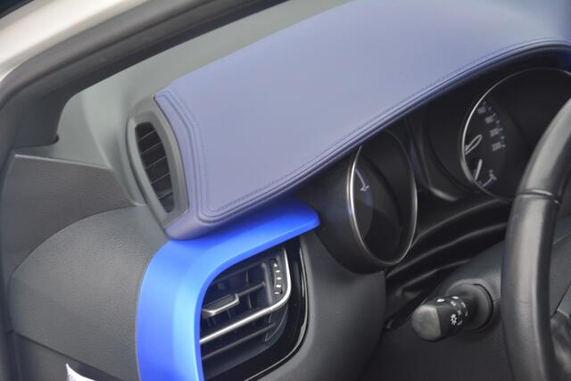 Toyota C-HR 2.0 Hybrid First Edition | Navigatie | JBL | Full LED | Camera | Stoel+stuurverwarming |