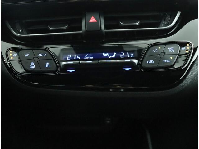 Toyota C-HR 1.8 Hybrid Style | Stoelverwarming | Stuurwielverwarming | Navigatie | Trekhaak |