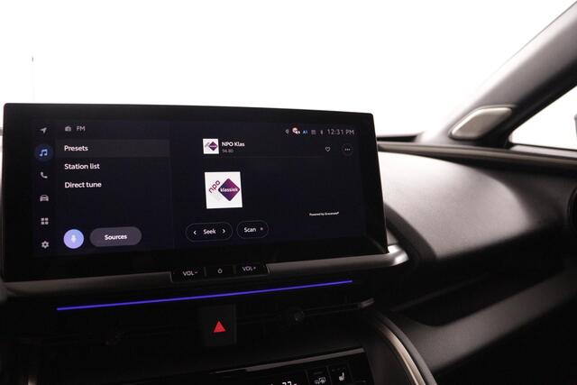 Toyota C-HR 2.0 Plug-in Hybrid 220 Executive | Nieuw uit voorraad leverbaar |