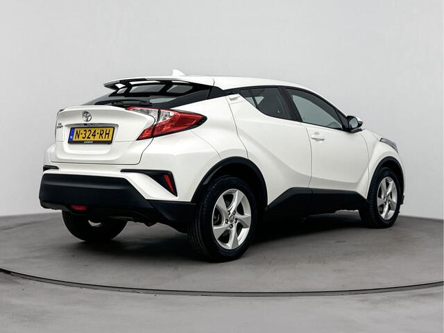 Toyota C-HR 1.2 Active | Garantie t/m 25-02-2029 mogelijk | Climate control | Cruise control