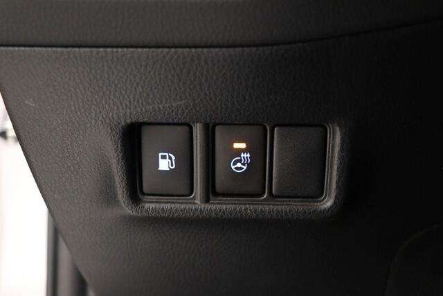 Toyota C-HR 1.8 Hybrid First Edition | STUURVERWARMING | DAB | CAMERA | TREKHAAK