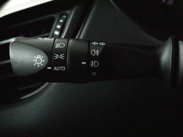 Toyota C-HR 1.2 Energy | Verwarmde voorstoelen | Navigatie | Trekhaak |