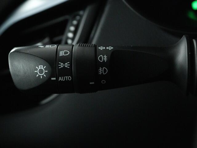 Toyota C-HR 2.0 Hybrid Dynamic Bi-Tone