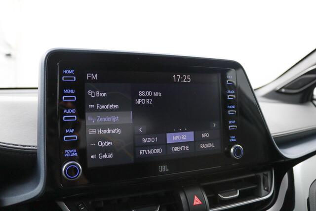 Toyota C-HR 1.8 Hybrid Style | Trekhaak | Stoelverwarming | Dodehoek detectie | Navigatie |
