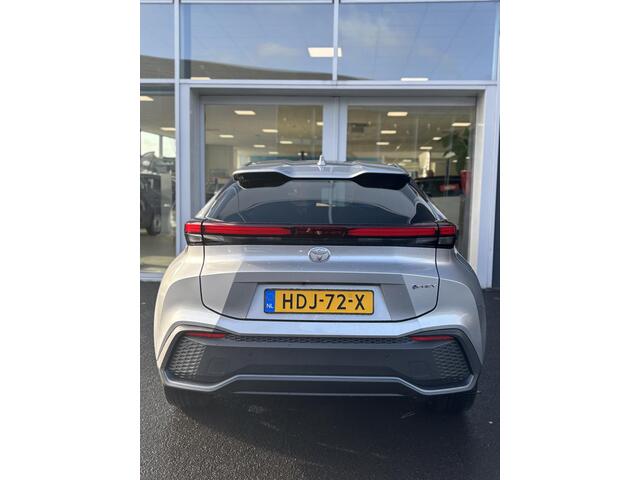 Toyota C-HR 2.0 Plug-in Hybrid 220 Dynamic