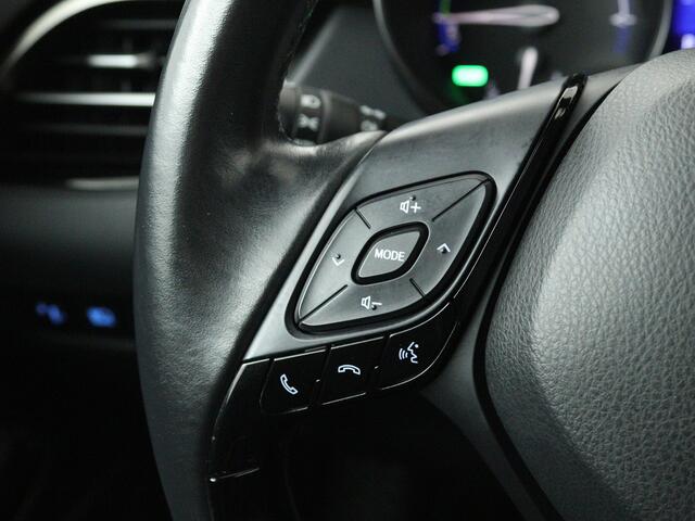 Toyota C-HR 1.8 Hybrid Dynamic | Navigatie | Trekhaak |