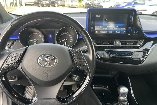 Toyota C-HR 1.8 Hybrid Bi-Tone Plus