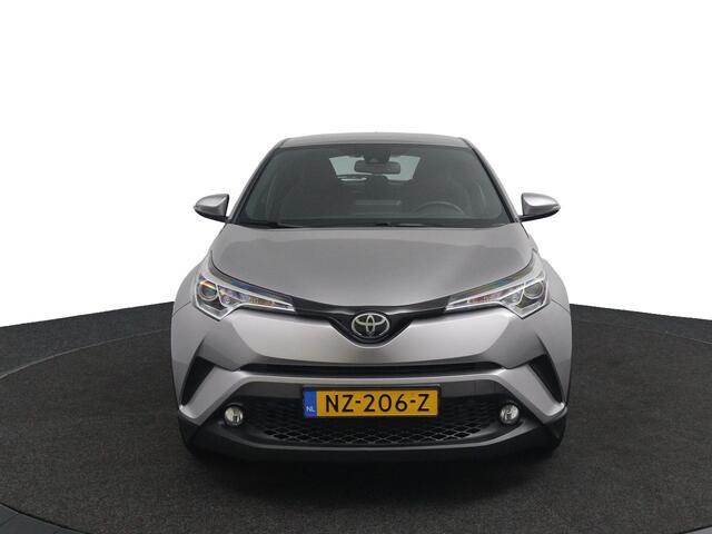 Toyota C-HR 1.2 Dynamic | Trekhaak | Navigatie | Climate Control | 1300 KG Trekvermogen |