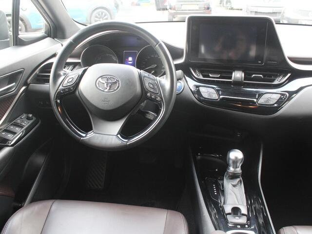 Toyota C-HR 1.8 Hybrid Executive | NAVIGATIE | ACHTERUITRIJCAMERA | CRUISE CONTROL ADAPTIEF |