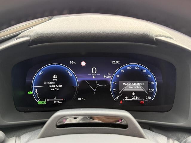 Toyota C-HR 1.8 Hybrid Executive | NAP | 1e eigenaar | Dealer onderhouden | 360 graden camera | Stoelverwarming | Pano dak | Elektrische bestuurderstoel | Heads-up display | Cruise adaptief |