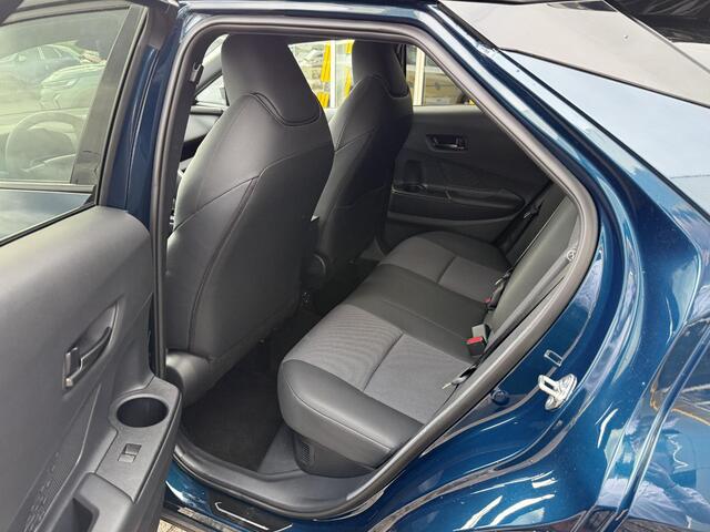 Toyota C-HR 1.8 Hybrid Executive | NAP | 1e eigenaar | Dealer onderhouden | 360 graden camera | Stoelverwarming | Pano dak | Elektrische bestuurderstoel | Heads-up display | Cruise adaptief |