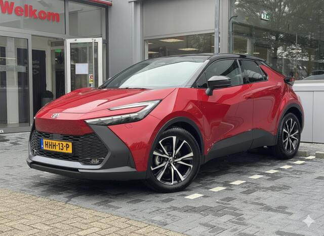 Toyota C-HR 1.8 Hybrid 140 First Edition Dodenhoekdetectie, Navigatie, Parkeersensoren V + A , All-in Rijklaarprijs