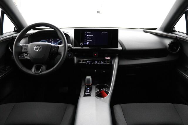 Toyota C-HR 2.0 Plug-in Hybrid 220 Dynamic | Stoelverwarming | Dode hoek detectie | Parkeersensoren en Camera |