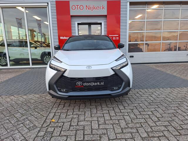 Toyota C-HR 1.8 Hybrid 140 First Edition met Winterpack