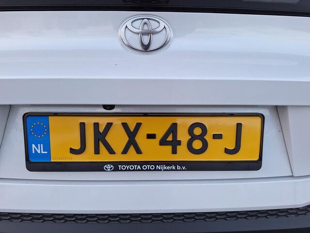 Toyota C-HR 1.8 Hybrid 140 First Edition met Winterpack