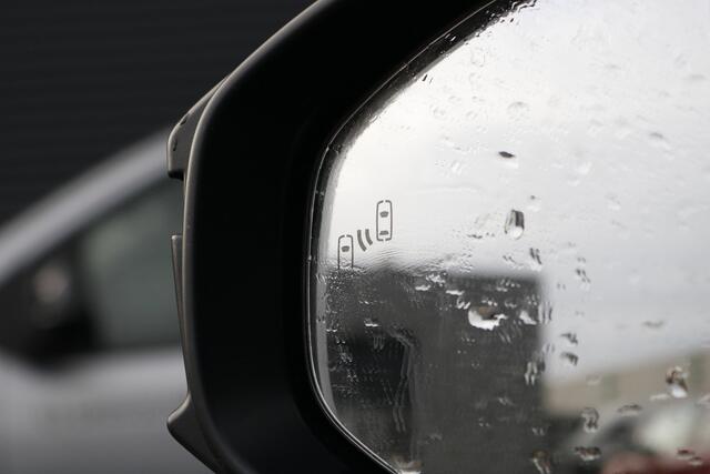 Toyota C-HR 1.8 Hybrid 140 First Edition