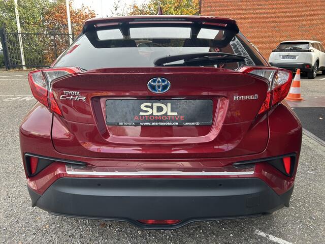 Toyota C-HR 1.8 Hybrid Dynamic // LED // NAVI // CAMERA // ADAPTIV CRUISE // STOEL + STUURWIELVERWARMING // TREKHAAK!!