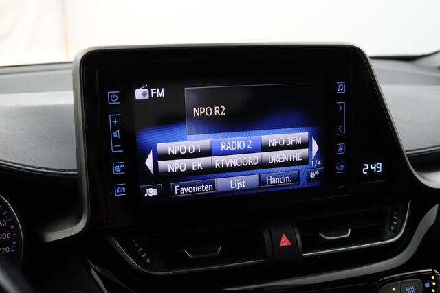 Toyota C-HR 1.8 Hybrid Dynamic | Stoelverwarming | Parkeercamera | Keyless| Navigatie |