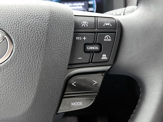 Toyota C-HR 1.8 Hybrid 140 First Edition | 1e Eigenaar | 360 Camera | LED | Groot Navigatiescherm | Elektrische Achterklep | Blindspot |