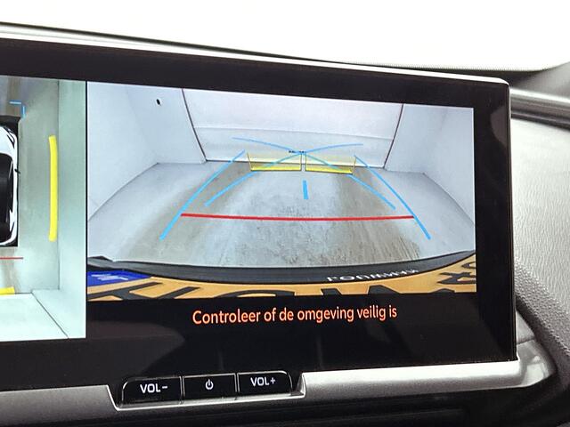 Toyota C-HR 1.8 Hybrid 140 First Edition | BTW voertuig | 1e Eigenaar | Achteruitrijcamera | Draadloos laden |