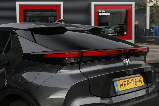 Toyota C-HR 2.0 Plug-in Hybrid 220 Dynamic