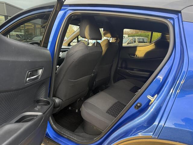 Toyota C-HR 2.0 Hybrid Style Stoel-stuurverwarming | Adaptive Cruise | Camera | Keyless