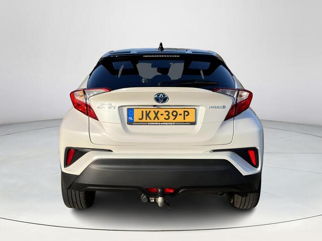 Toyota C-HR 1.8 Hybrid Bi-Tone | Navigatie | Stoelverwarming | 18 inch LM-Velgen | Trekhaak |