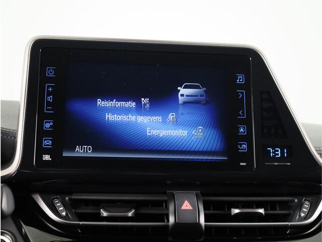 Toyota C-HR 1.8 Hybrid Style Ultimate | NL-Auto | Lederen bekleding | Stoelverwarming voor-en achter | JBL Premium Audio |