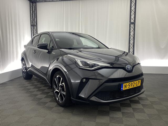 Toyota C-HR 2.0 Hybrid Business Plus Luxury | Apple Carplay | Dodehoek Det. | Navi | Camera |