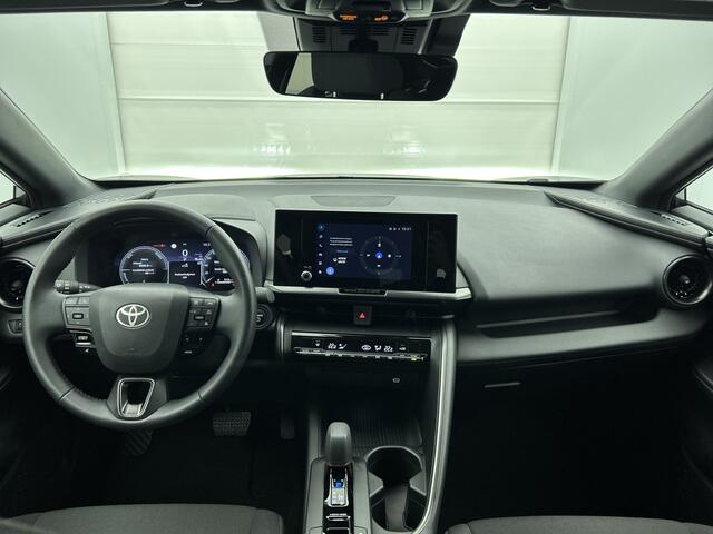 Toyota C-HR 1.8 Hybrid 140 Dynamic | navigatie | Applecarplay | getinte ramen |