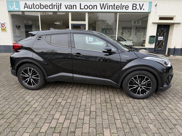 Toyota C-HR 1.8 Hybrid Bi-tone Trekhaak, Keyless entry, Keyless starten